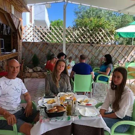 Park 4* Ksamil